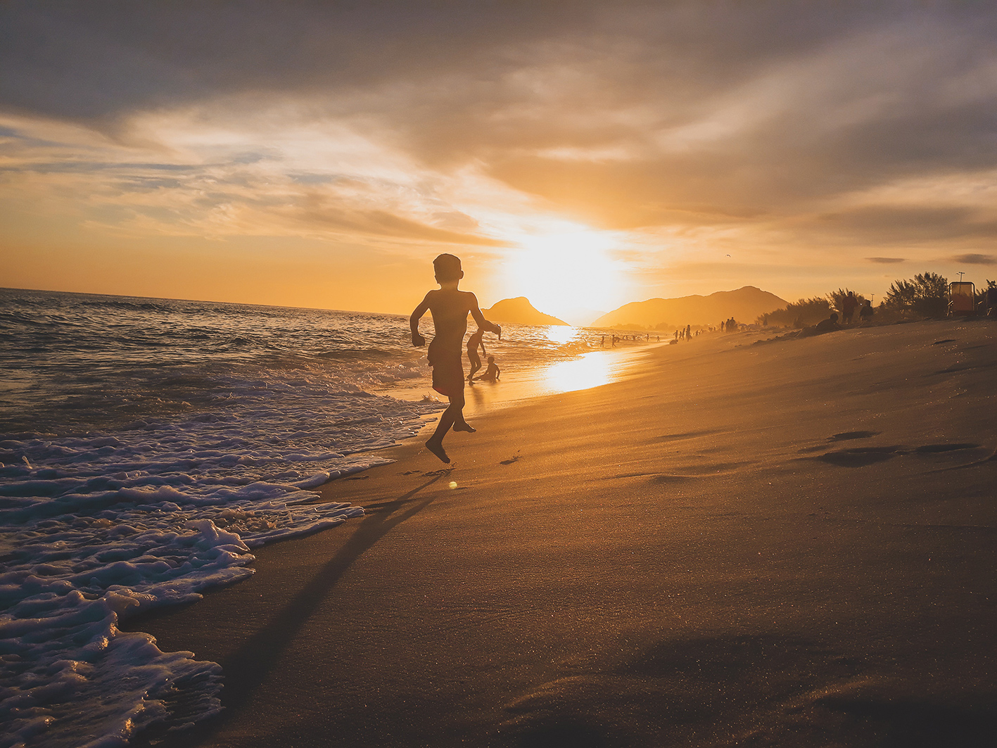 enfants plage horizon